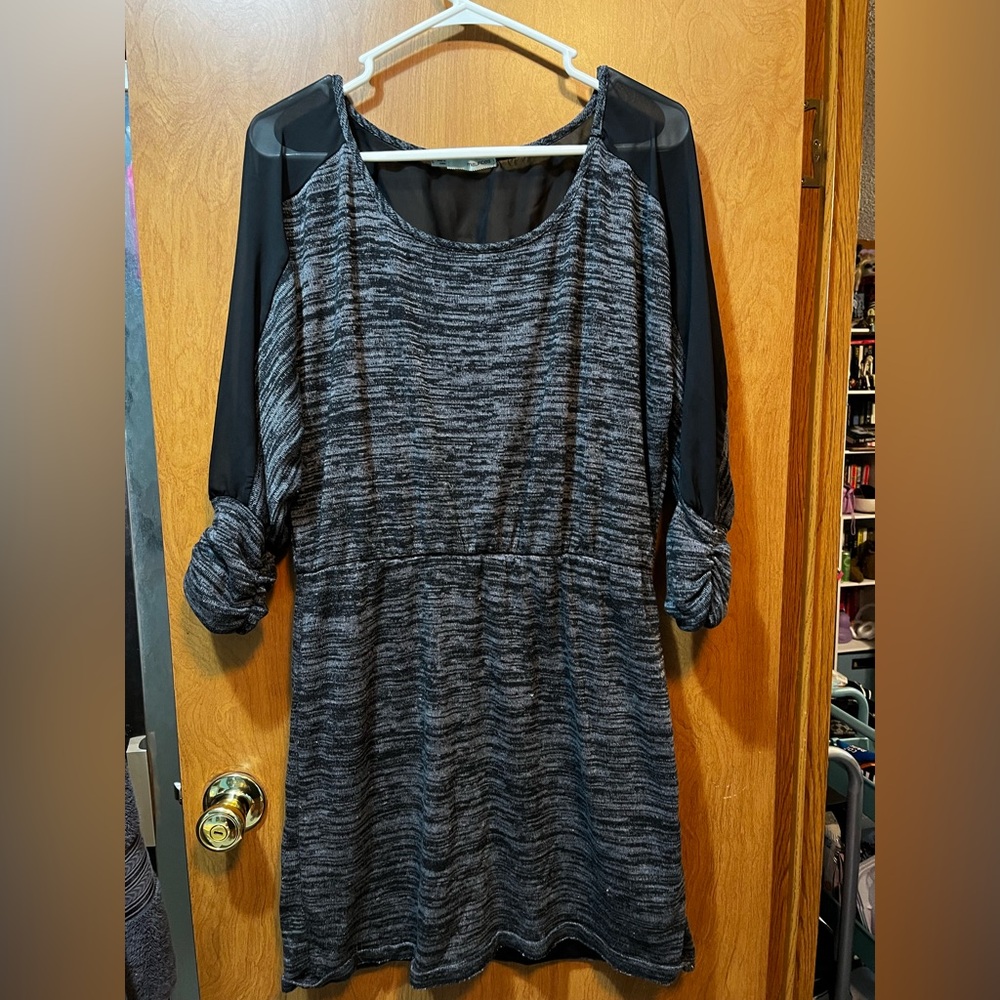 Maurices Black and Gray Long Sleeve Dress